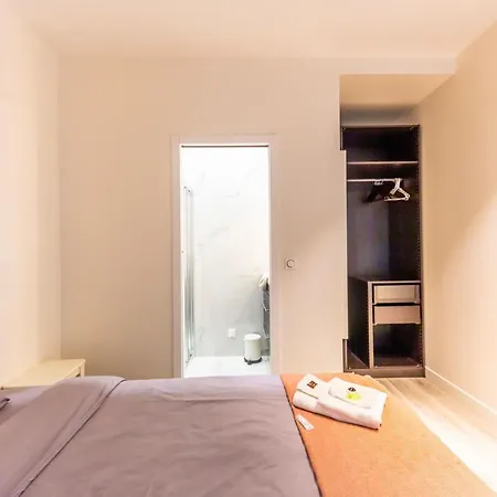 Brand New Apartment- Bastille District